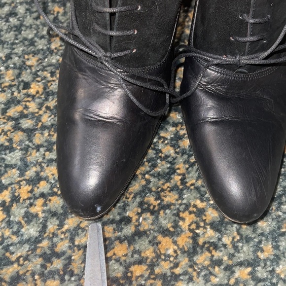 Celine women’s lace up heels/MINT/S36.5 MINT condition, needs heel replacement. - Picture 4 of 10